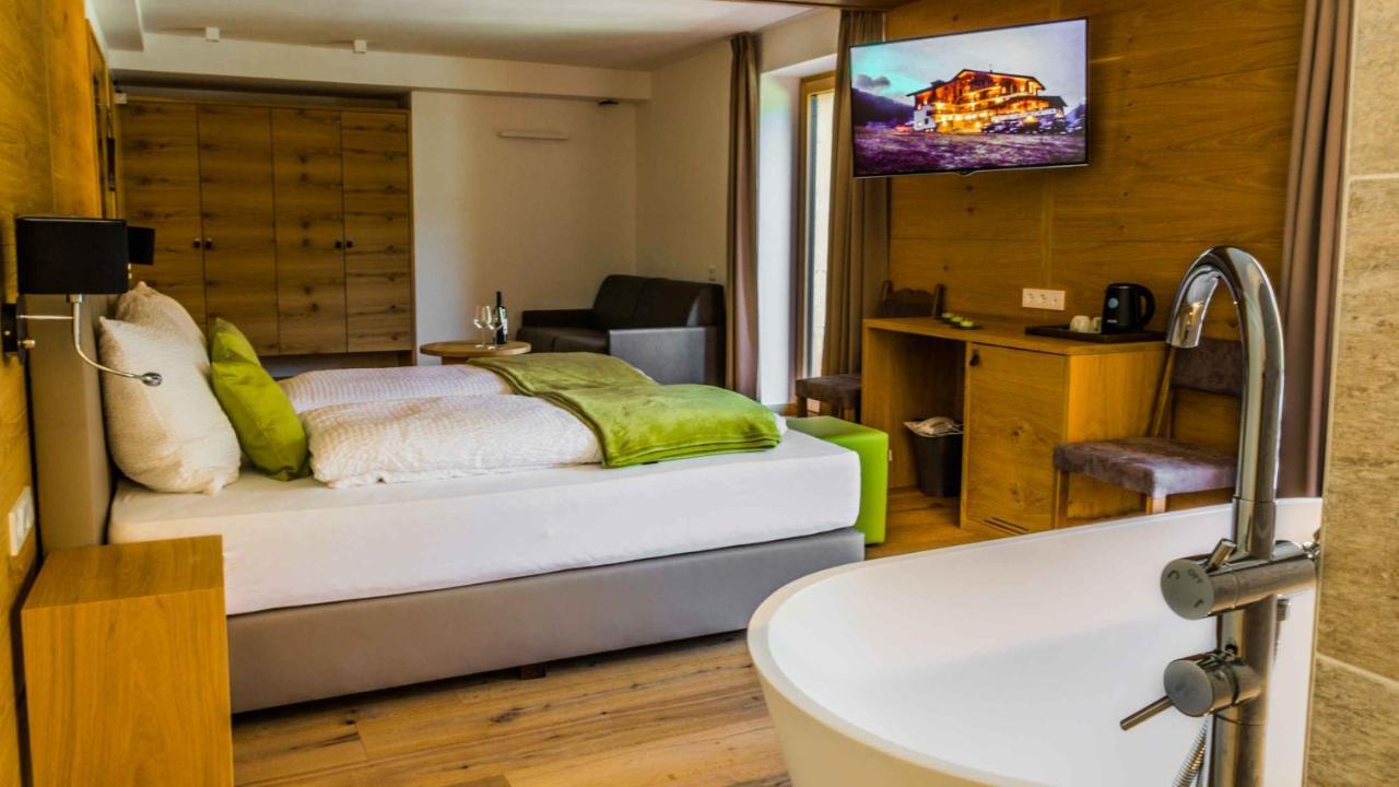 Sport Hotel Ливиньо Екстериор снимка