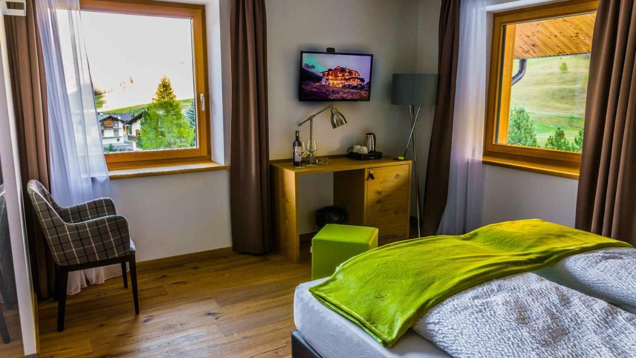 Sport Hotel Ливиньо Екстериор снимка