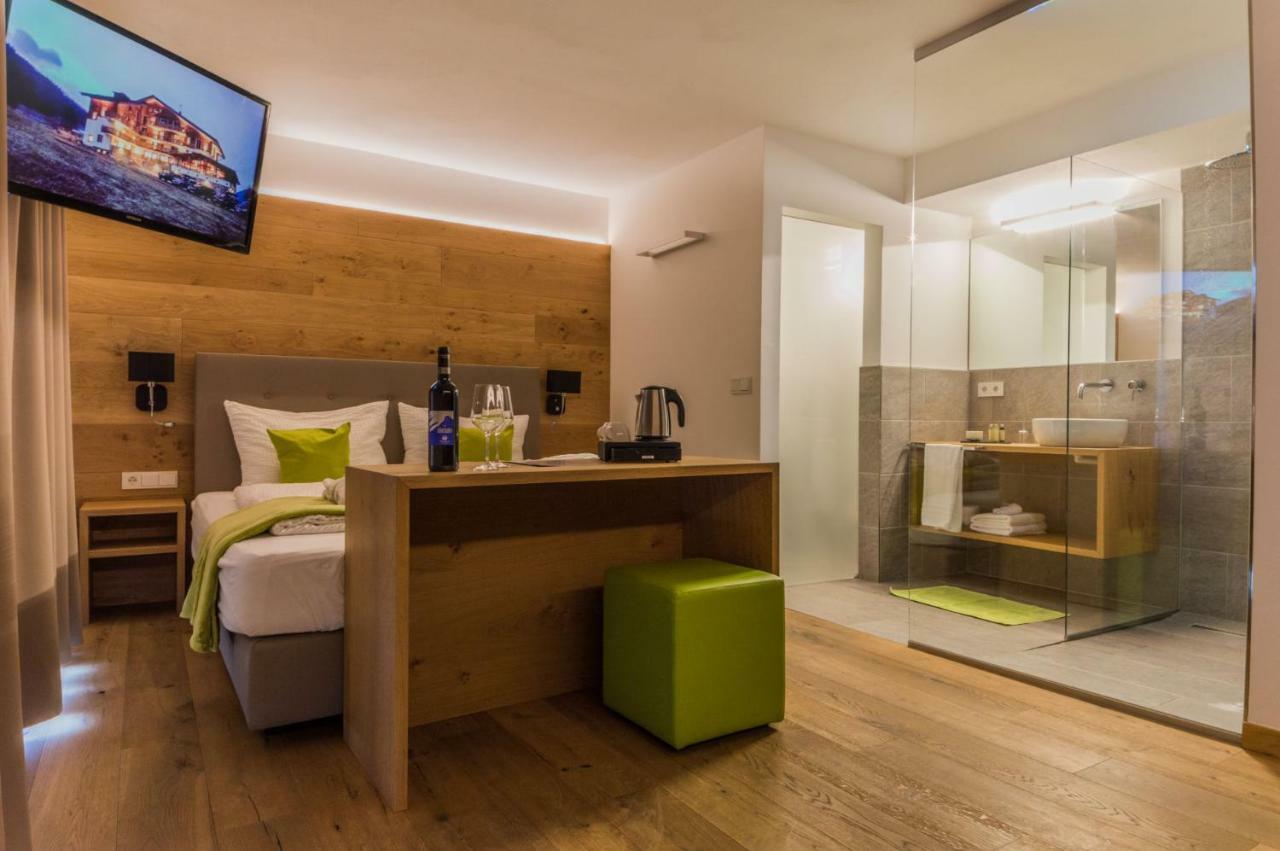 Sport Hotel Ливиньо Екстериор снимка